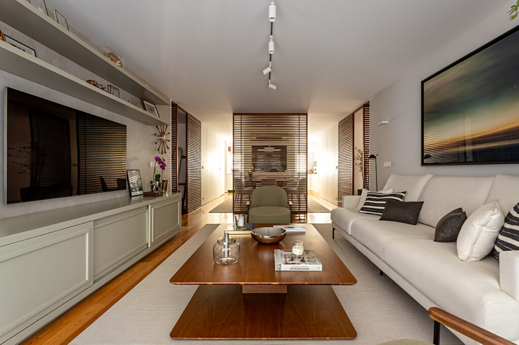 Photograph of the CS Apartamento Avenidas 1 project developed by CW Arquitetura in Portugal.