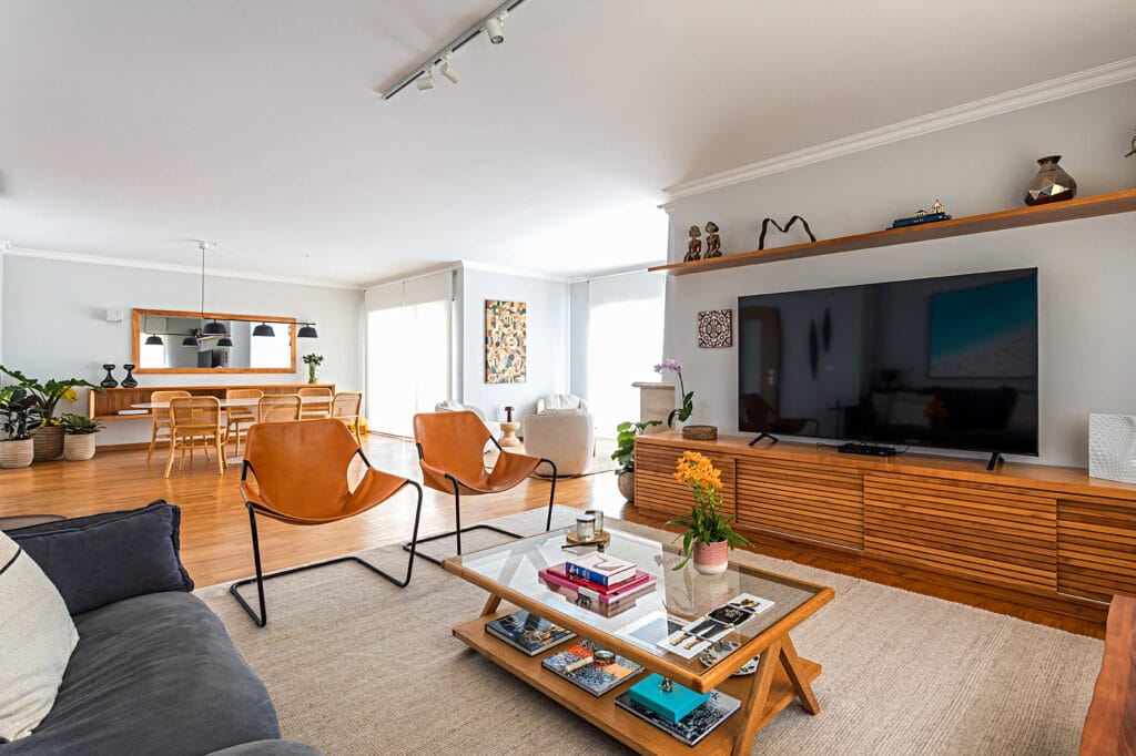 Photograph of the project Transformation of Spaces for Brazilians Living in Lisbon 1 developed by CW Arquitetura in Portugal.