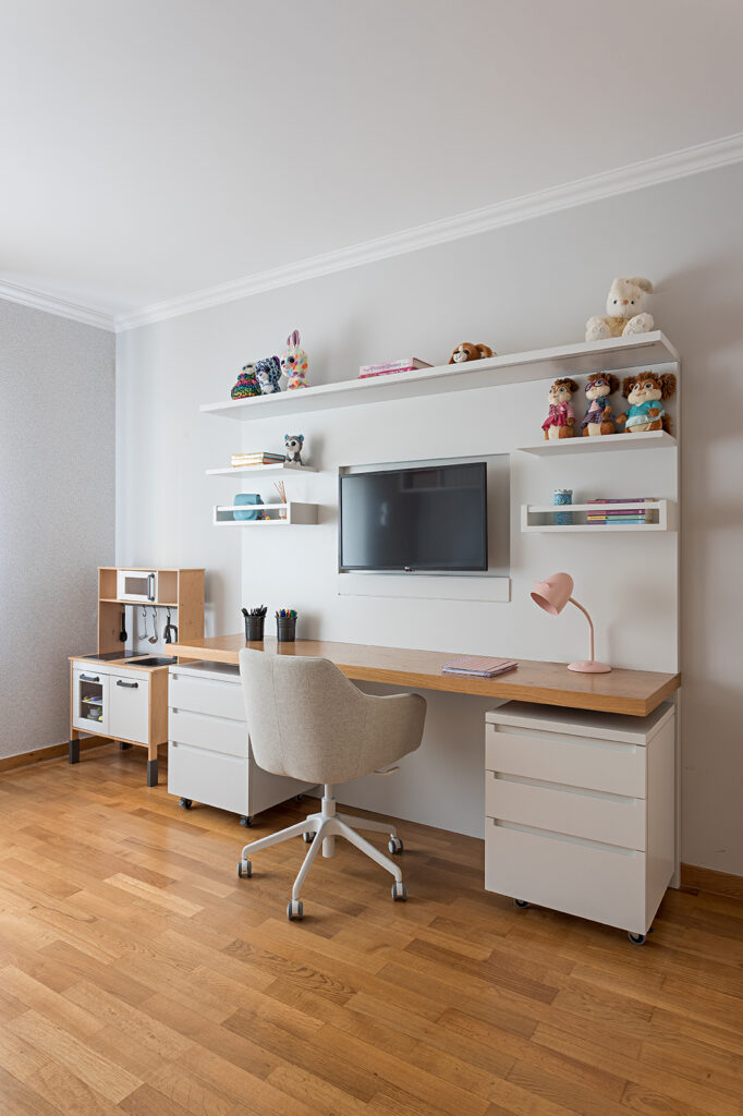 Photograph of the project Transformation of Spaces for Brazilians Living in Lisbon 15 developed by CW Arquitetura in Portugal.