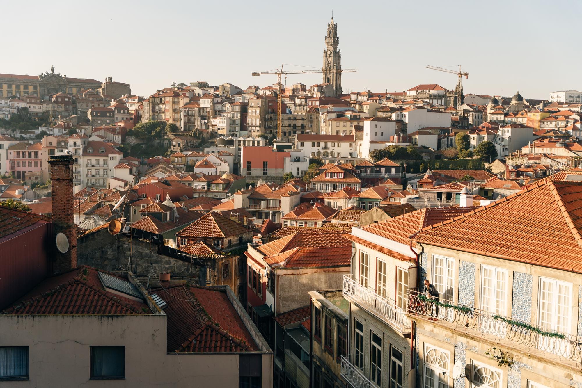 Como Escolher um Arquiteto de Interiores em Portugal: O Que Perguntar Antes de Contratar